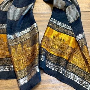 100% silk scarf